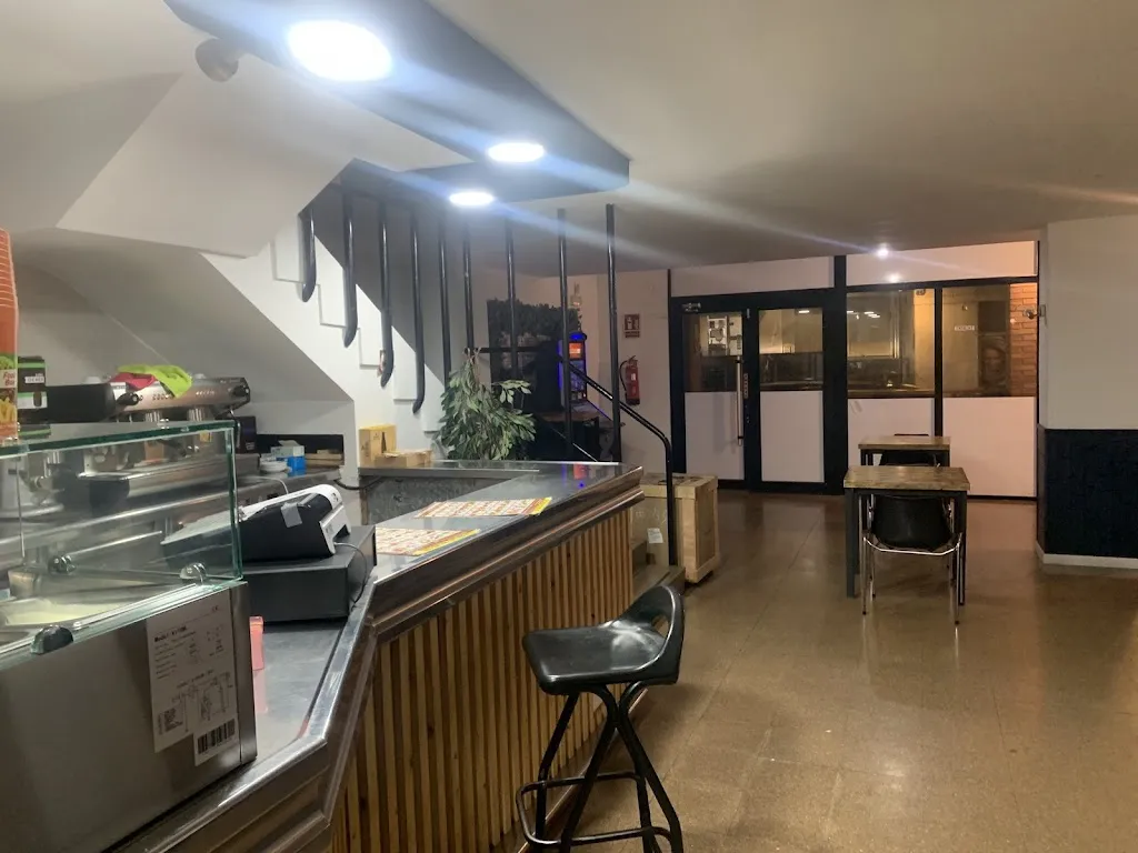 Puig-reig kebab pizzeria_Puig-reig_slider_image_3