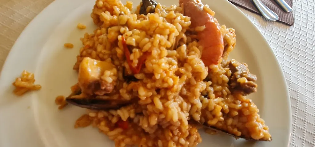 Xavier Burgos Padilla_Fonda Urgell_Roda de Ter_review