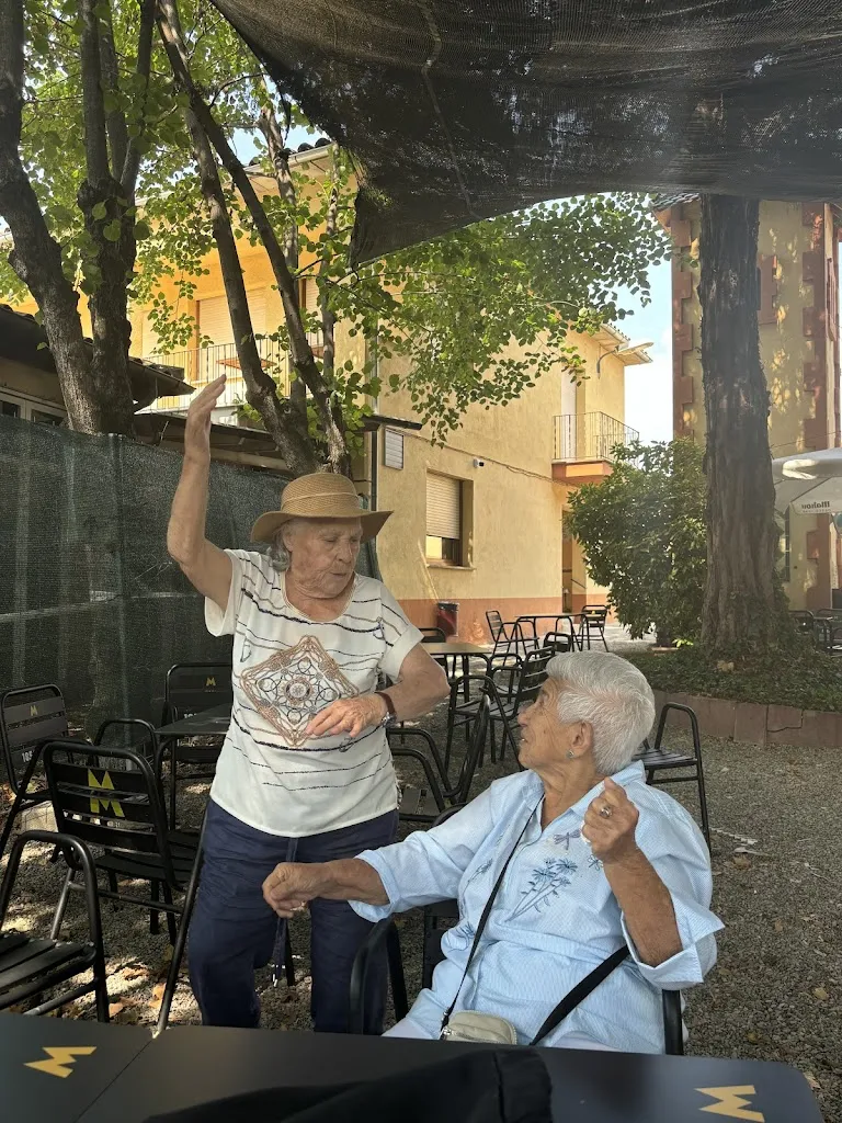 José Eiber Rivera_Bar restaurant Can Planoles_Roda de Ter_review