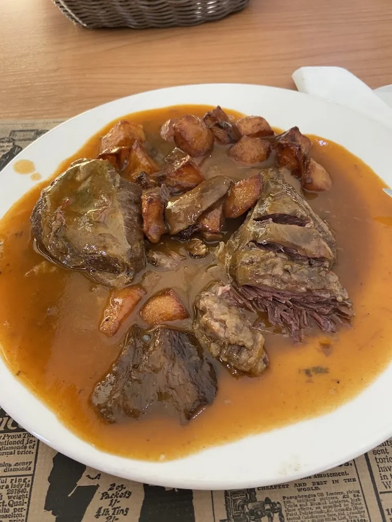 Jose Tauste_Bar restaurant Can Planoles_Roda de Ter_review