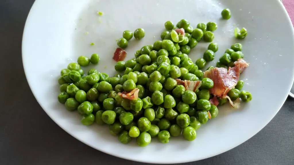 Isi doro_Bar D'Pas_Roda de Ter_review