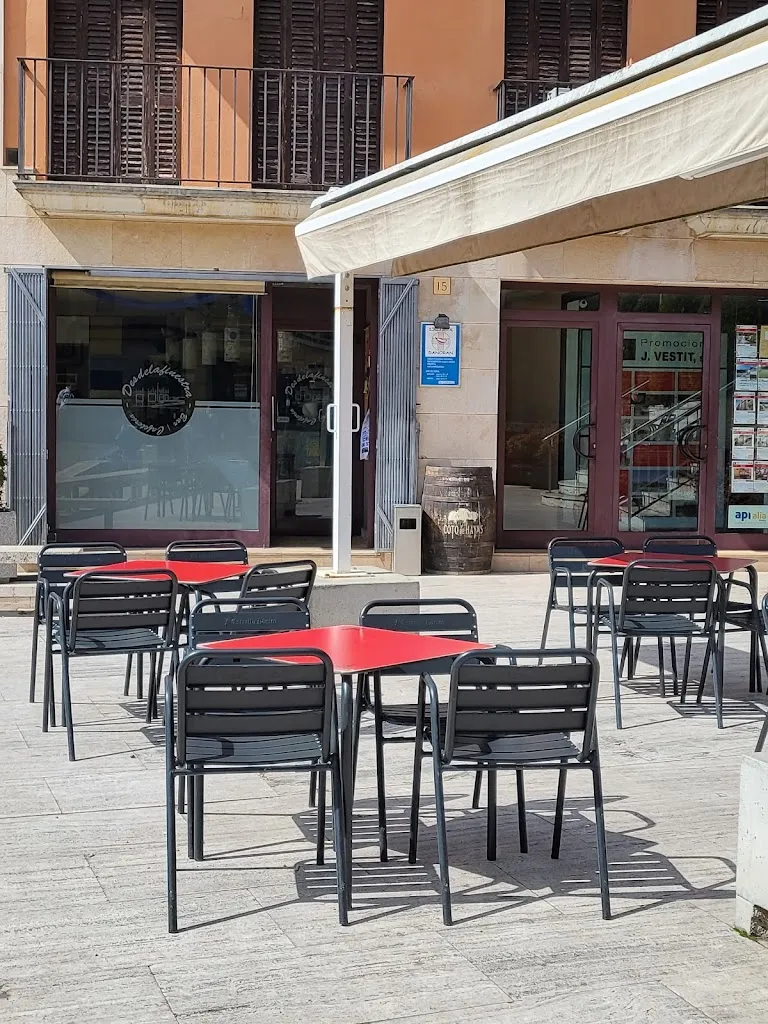 Desdelafinestra restaurant in Roda de Ter