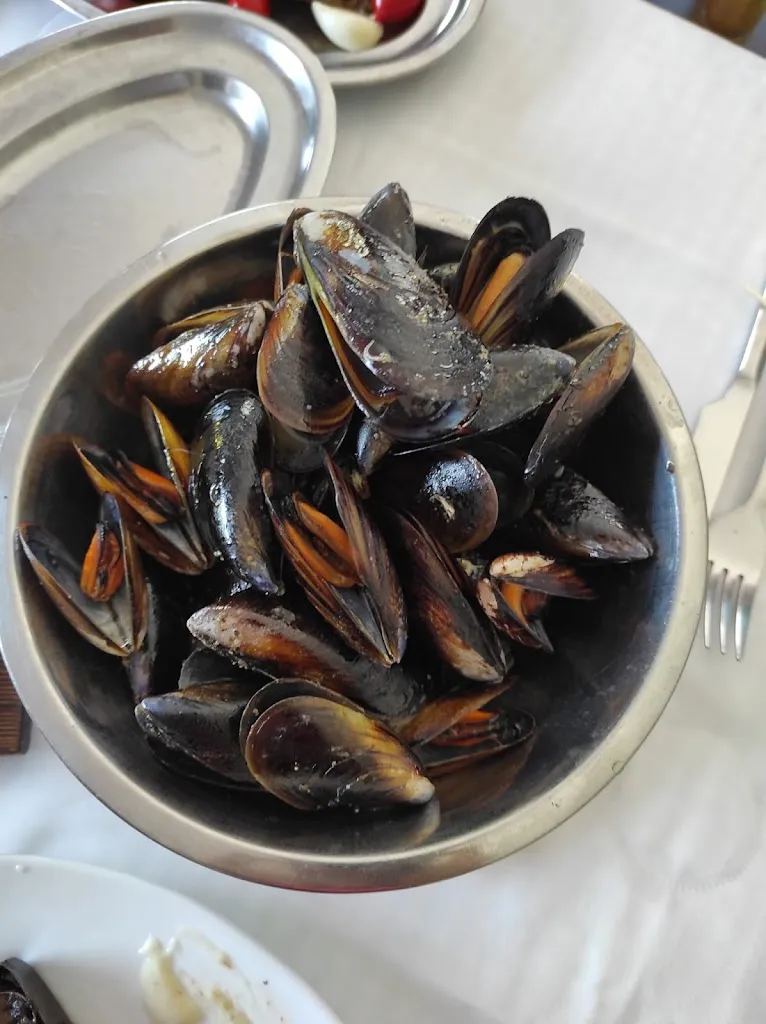 Menu_Restaurant Les Tres Alzines_Roca del Vallès La_image_8