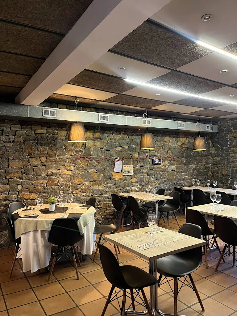 Sandacos restaurant in Ripollet