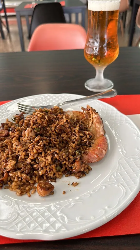 Eduardo Burbano Camacho_Loro Charly Ripollet Restaurant_Ripollet_review