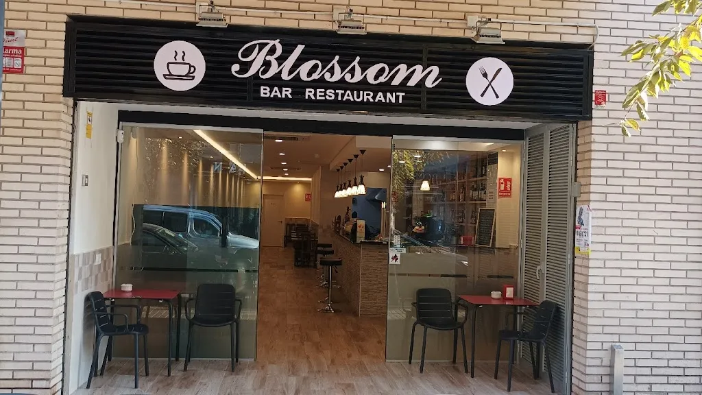 BAR RESTAURANT blossom_Ripollet_slider_image_1