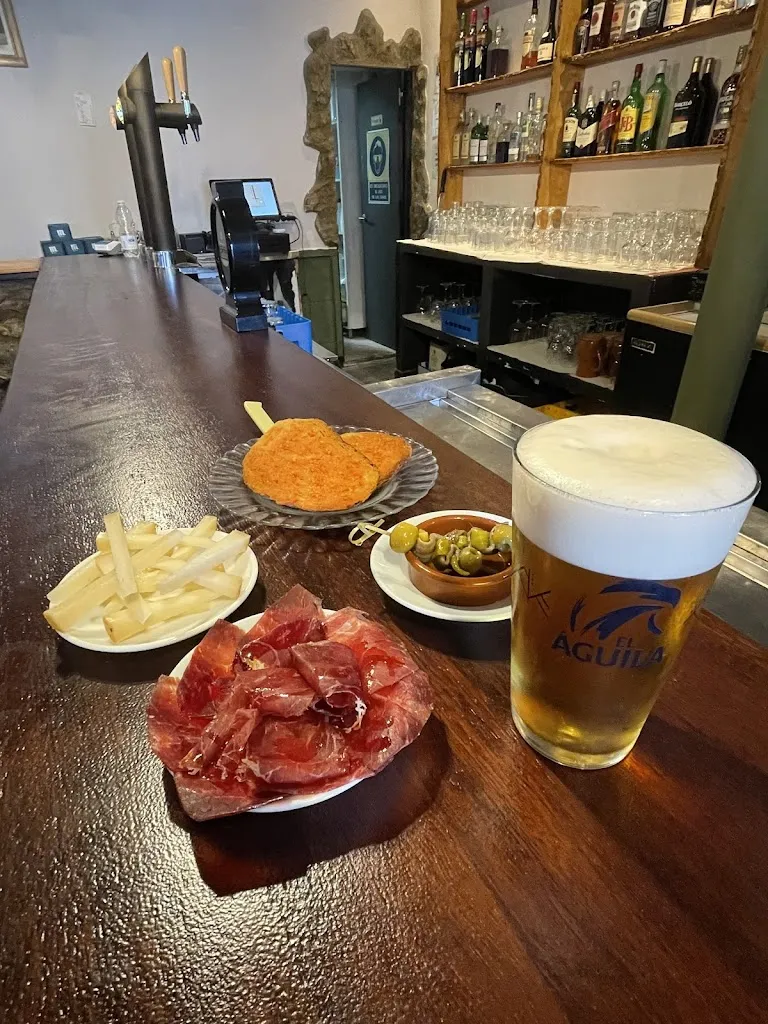 Gurri tavern_Ripollet_slider_image_2