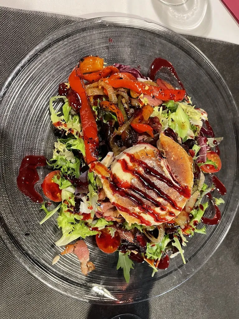 Nazli Mohammad Ghasemi_Restaurant Candombe_Palau-solità i Plegamans_review