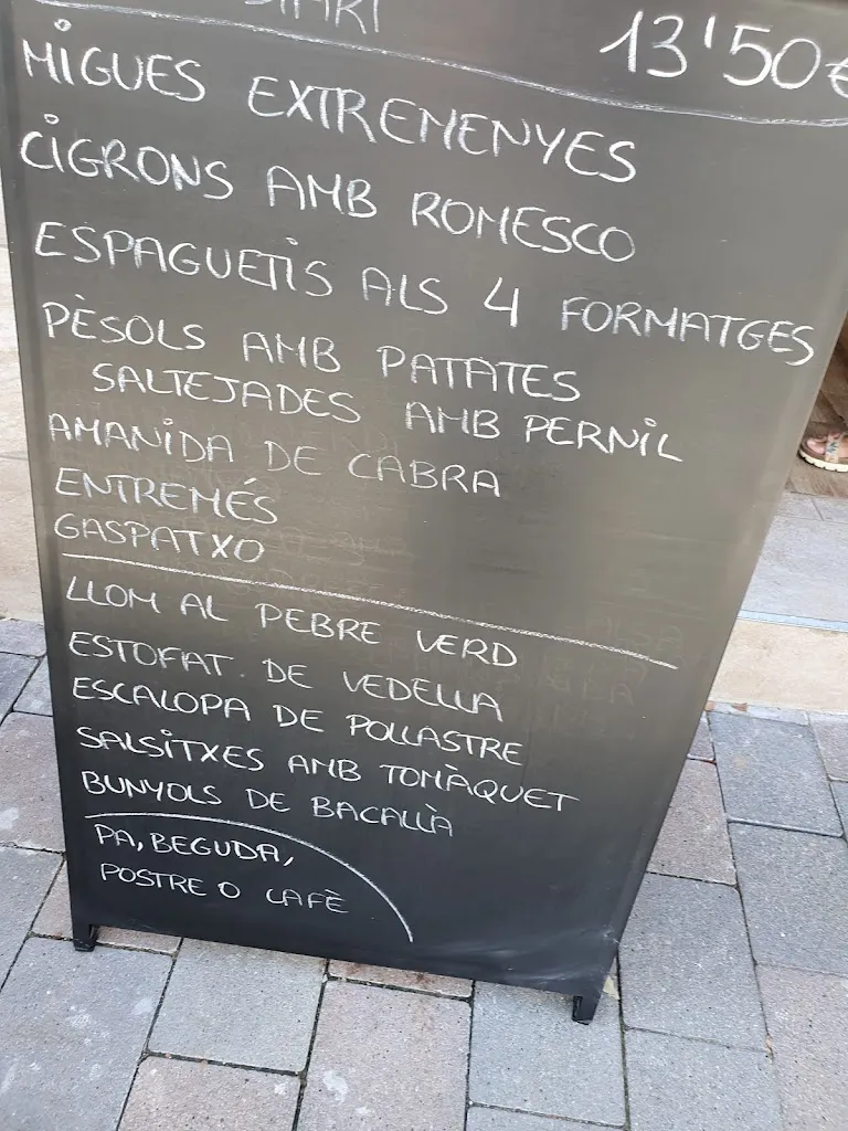 Menu_Bar Del Poble_Palau-solità i Plegamans_image_4