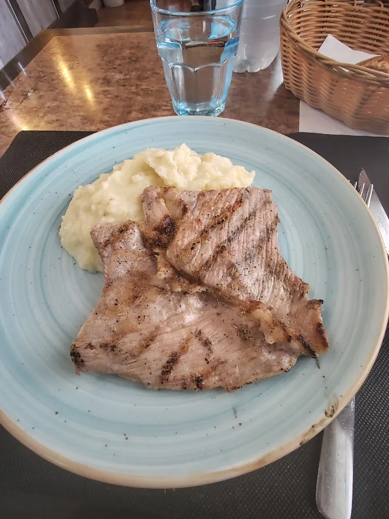 José Manuel Garcia_Bar restaurante El paso del duende_Palau-solità i Plegamans_recensione