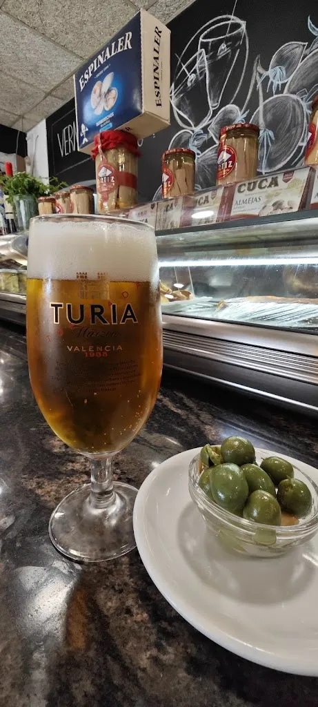 jose carlos cauce triguero_Vermut & Teca_Palau-solità i Plegamans_review