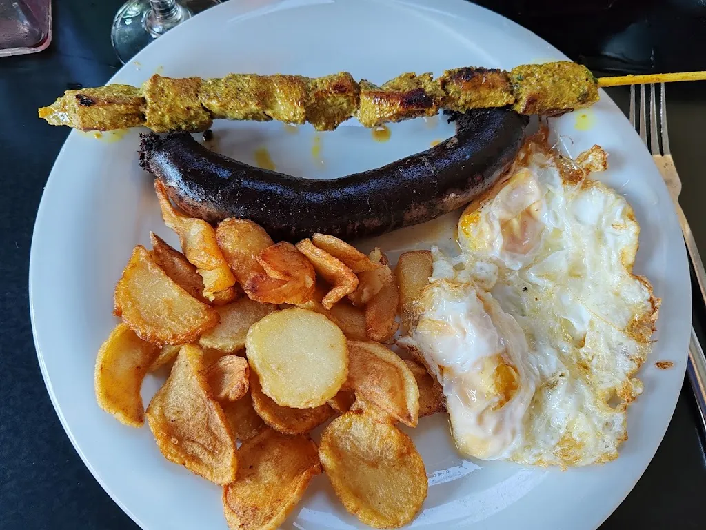 Hermanos Luque Restaurant_Palau-solità i Plegamans_slider_image_3