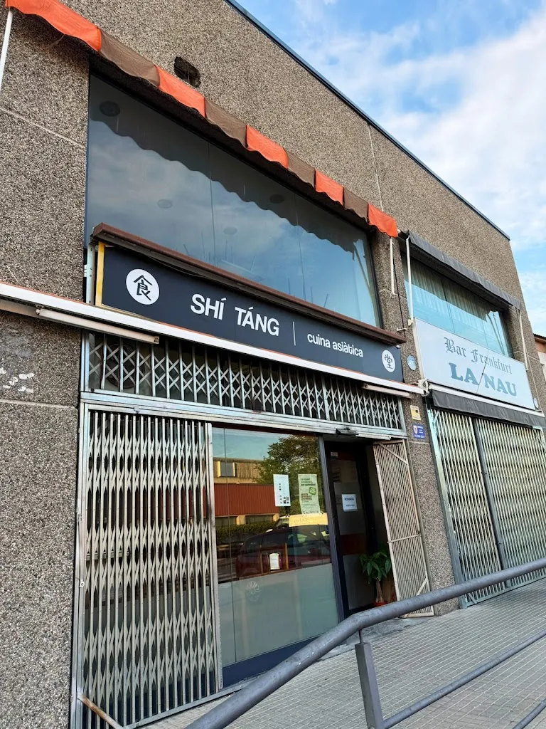 Oyaki sushi Palau restaurant in Palau-solità i Plegamans