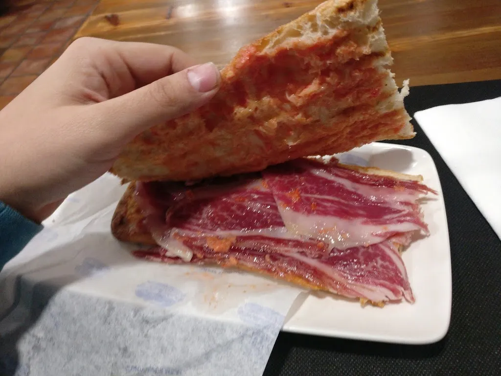 Menu_TAPAS BAR - RESTAURANT_Palau-solità i Plegamans_immagine_4