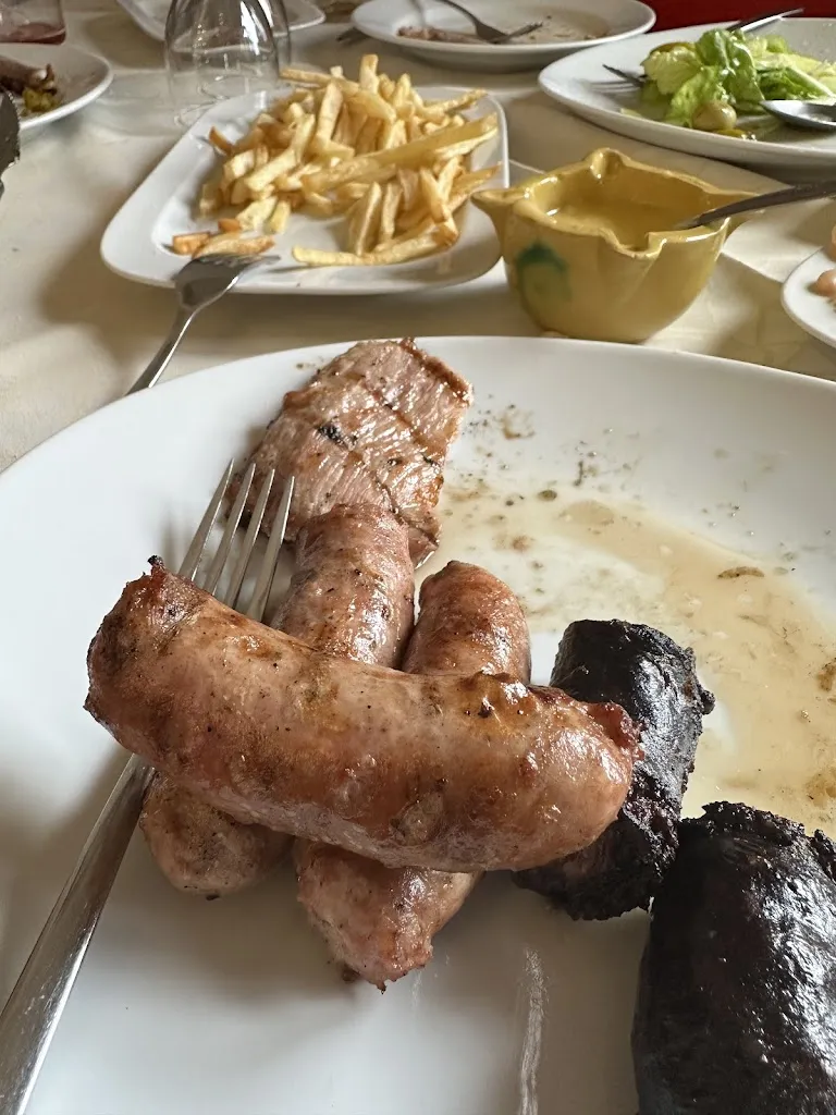 Salvador A_Can Sapés_Palau-solità i Plegamans_review