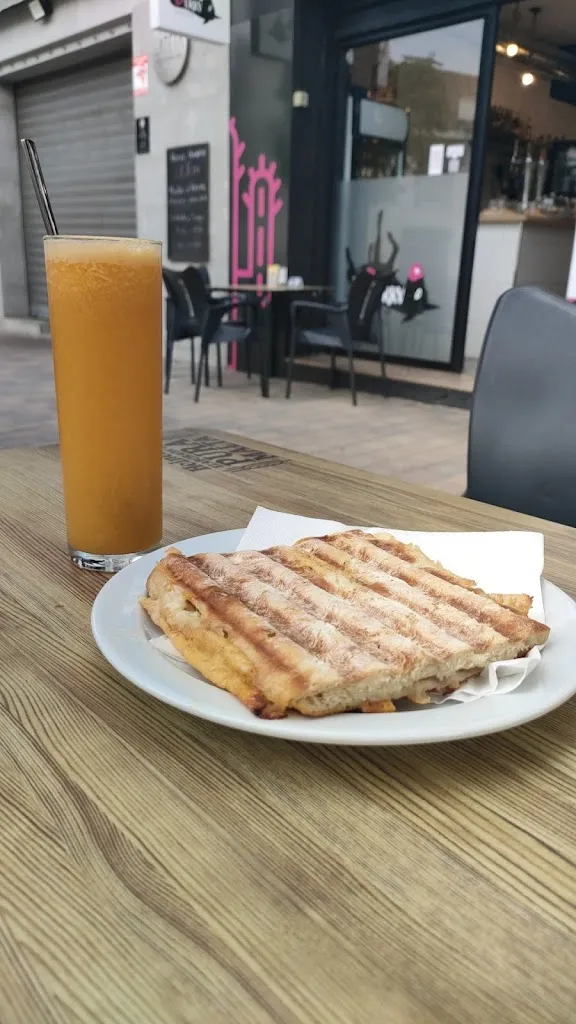 Menu_La Burra_Palau-solità i Plegamans_image_2