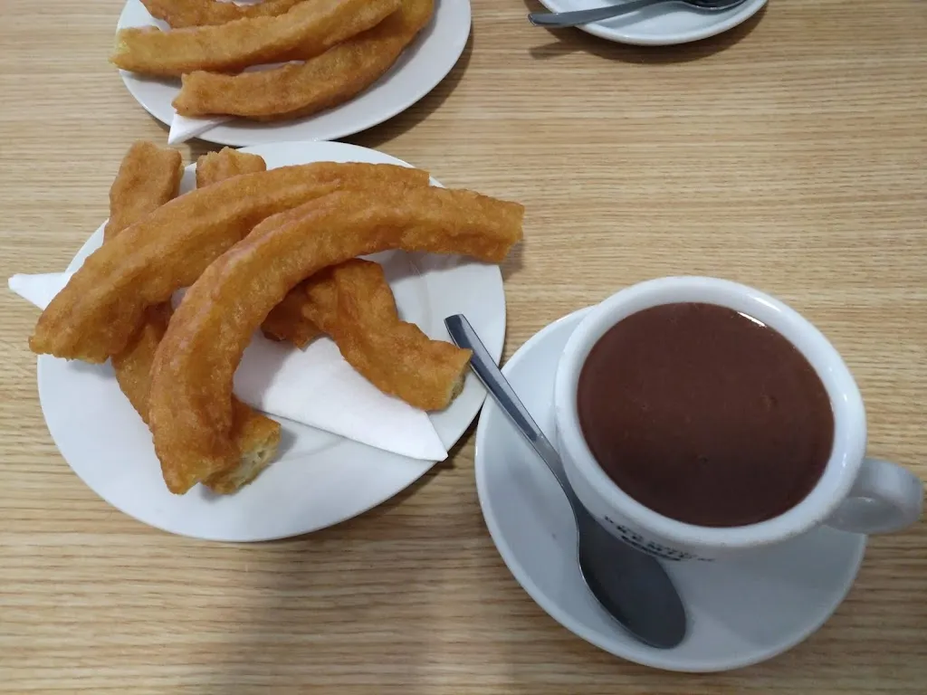 Menu_BAR LOS MIRLOS_Palau-solità i Plegamans_image_5