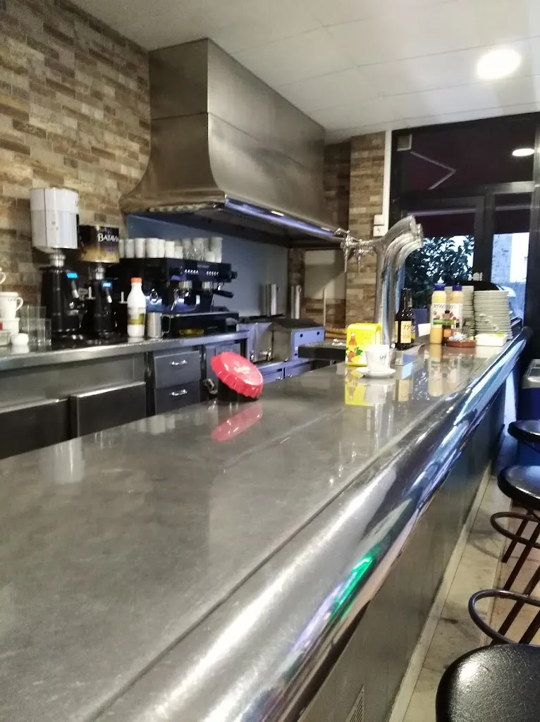 BAR LOS MIRLOS_Palau-solità i Plegamans_slider_image_3