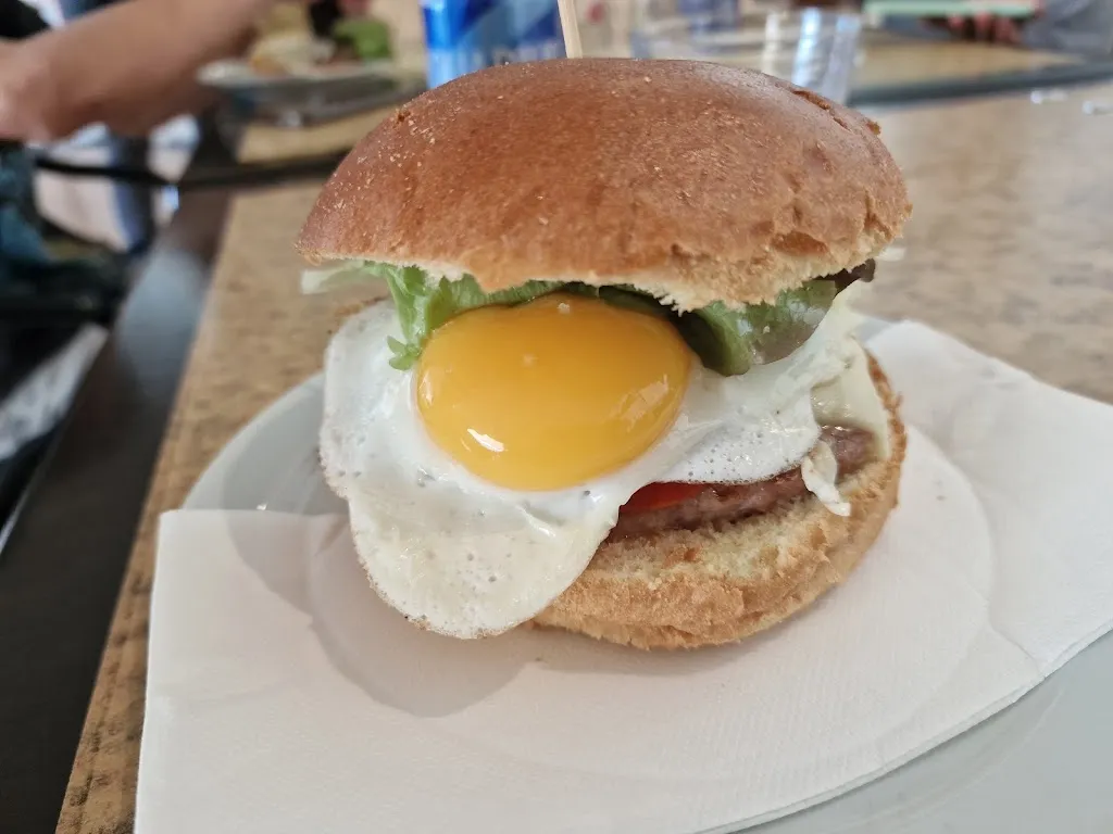 BAR-RESTARANT DIR PALAU_Palau-solità i Plegamans_slider_image_2