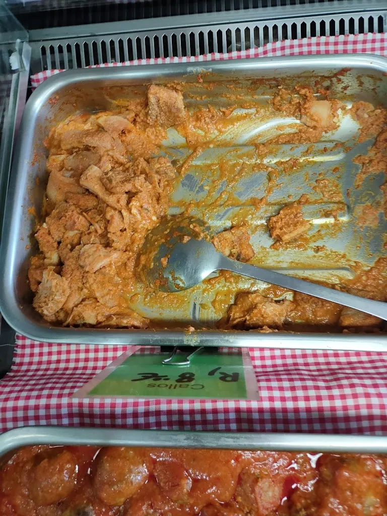 Casablanca restaurant in Palau-solità i Plegamans