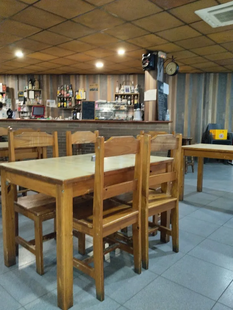 Jordi Crivillés_Bar la Lluna_Palau-solità i Plegamans_recensione