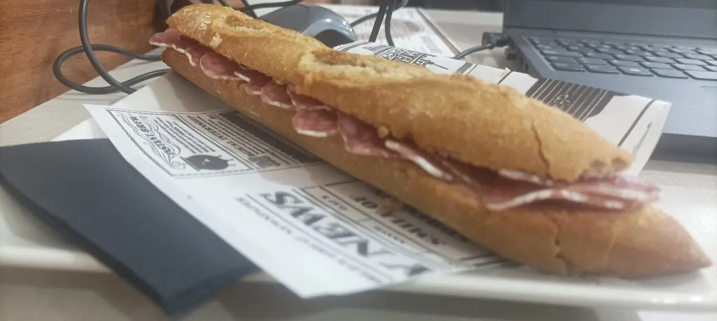 jose antonio Ruiz_TAIRONGO COFFEE - CAFETERIA Y TOSTADOR DE CAFE DE ESPECIALIDAD_Palau-solità i Plegamans_recensione