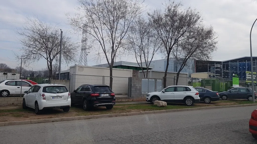 Deixalleria Palau-solità i Plegamans_Palau-solità i Plegamans_slider_image_3