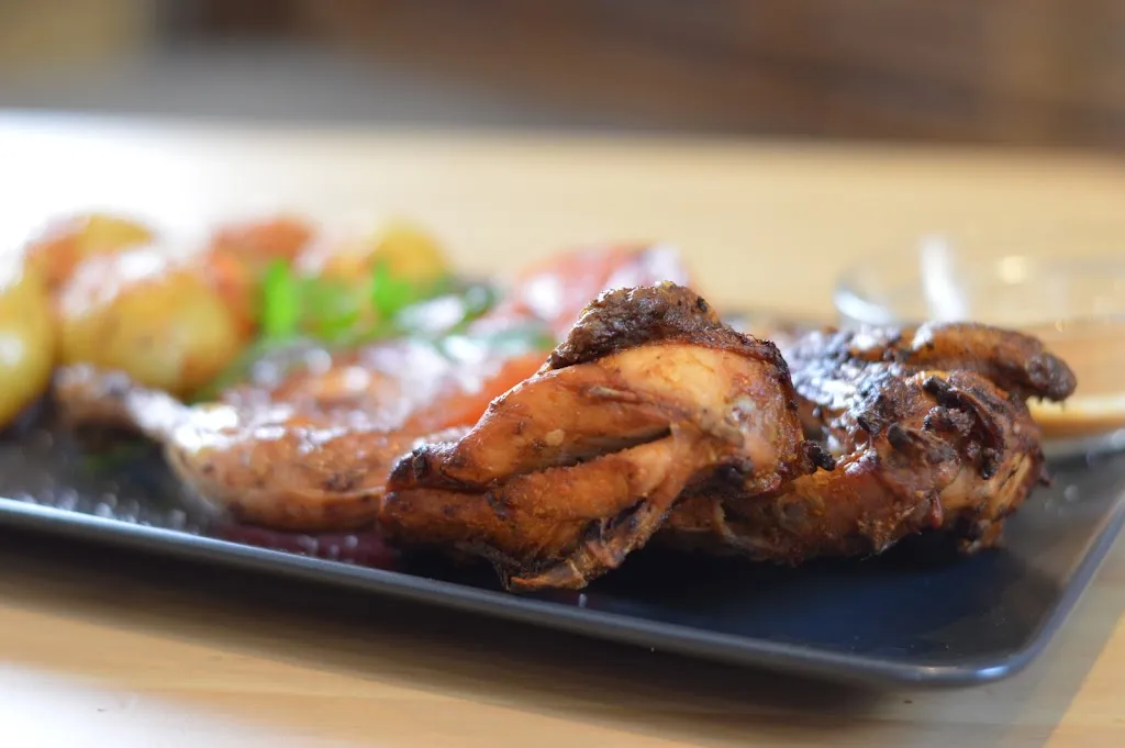 Menu_Bar El Punto & +_Rubió_image_7