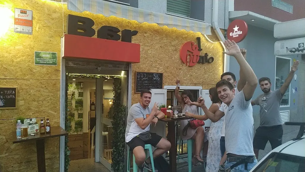 Gonzalo Prieto_Bar El Punto & +_Rubió_review