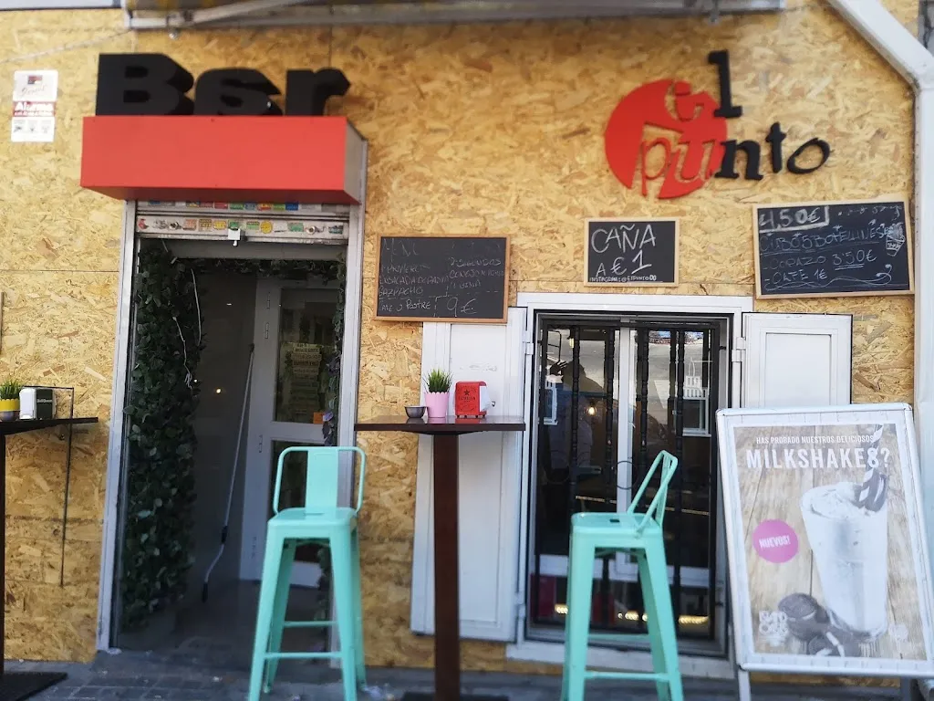 Bar El Punto & + restaurant in Rubió