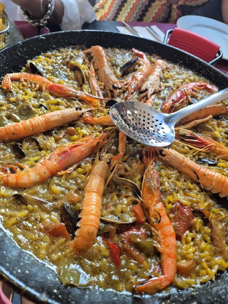 Laura Restrepo_La Tinta Negra_Polinyà_review