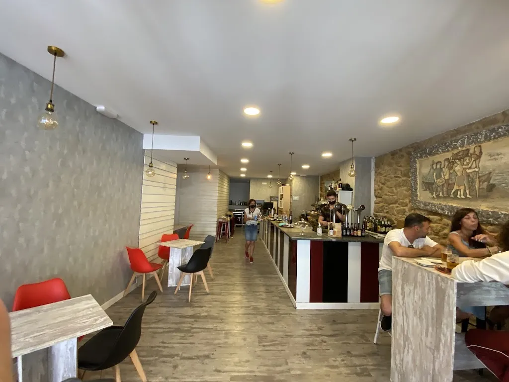 Bar Tamara restaurant in Noia