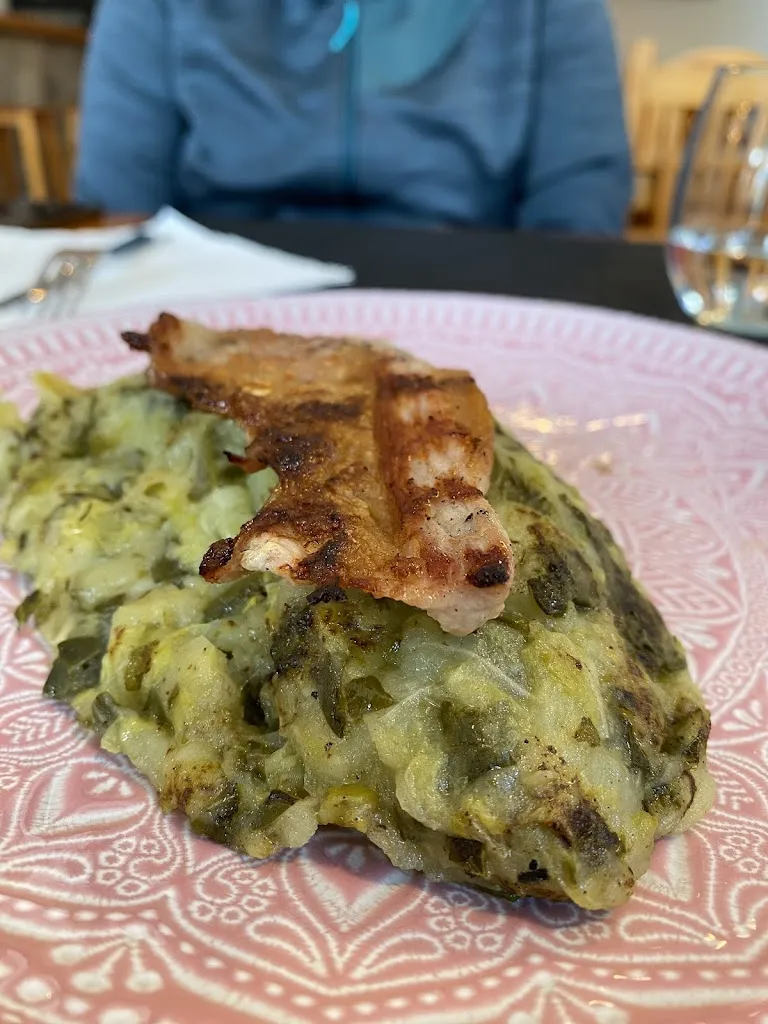 Rocío Gómez_L'Arc Bar_Saldes_review