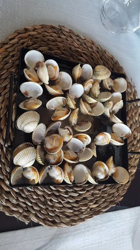 Menu_Seaside seafood restaurant_Sant Andreu de Llavaneres_immagine_7