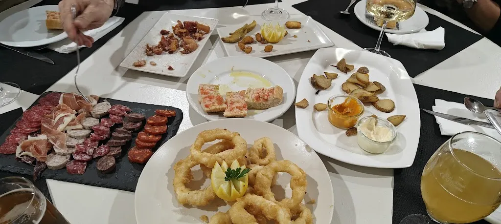 Carles Ribes_La Fonda Llobera_Sant Antoni de Vilamajor_review