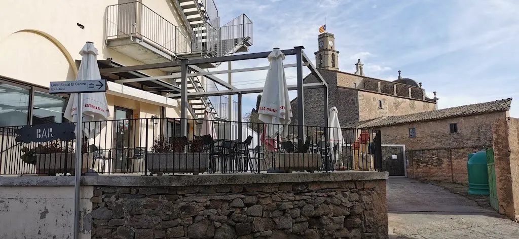 Robert Lafoz_Bar Hotel_Sant Boi de Lluçanès_review