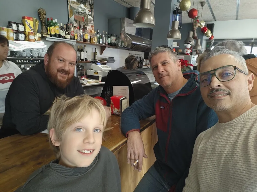 jonas7arcos_Bar Hotel_Sant Boi de Lluçanès_review