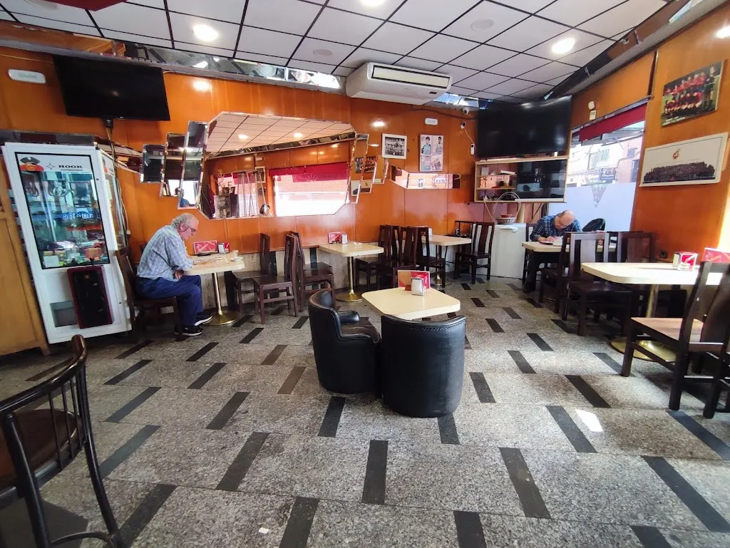 Cafetería Rubi restaurant in Rubí