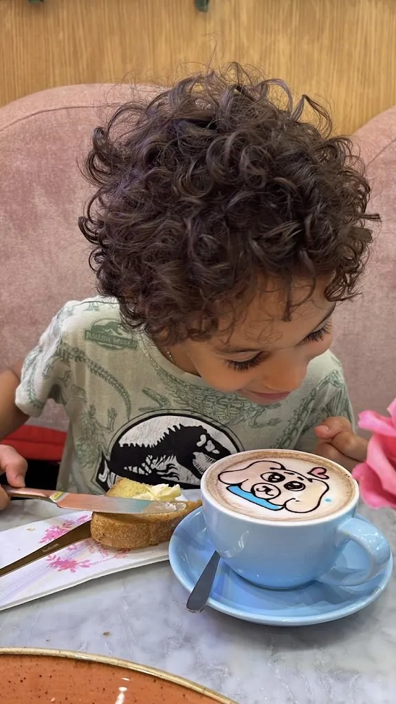 Naoual EL RHAFFOULI_The Garden Brunch Café_Rubí_review