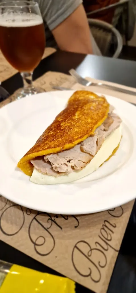 Anyul Rivas_Laró Restaurante Venezolano_Rubí_recensione