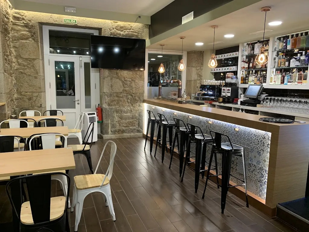 Habana Cerveceria restaurant in Noia