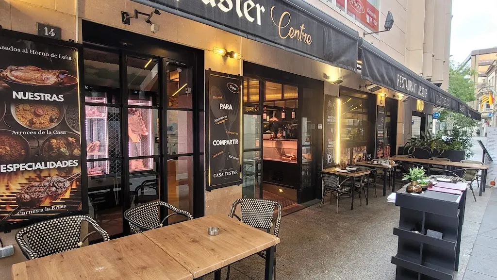 Casa Fuster Centre_Sabadell_slider_image_3