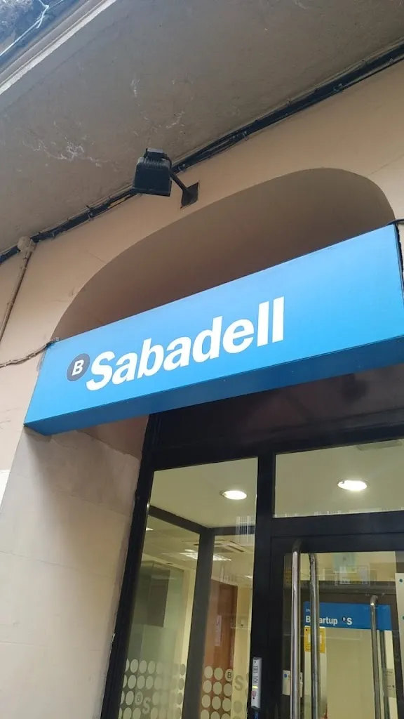 Aidan Brorsen_Banco Sabadell - Servicio de Caja Automatizada_Sabadell_review