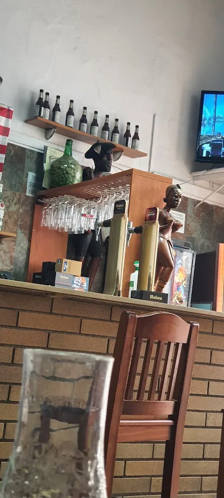 Maria Rodriguez_Bar La Plaça_Sant Climent de Llobregat_recensione