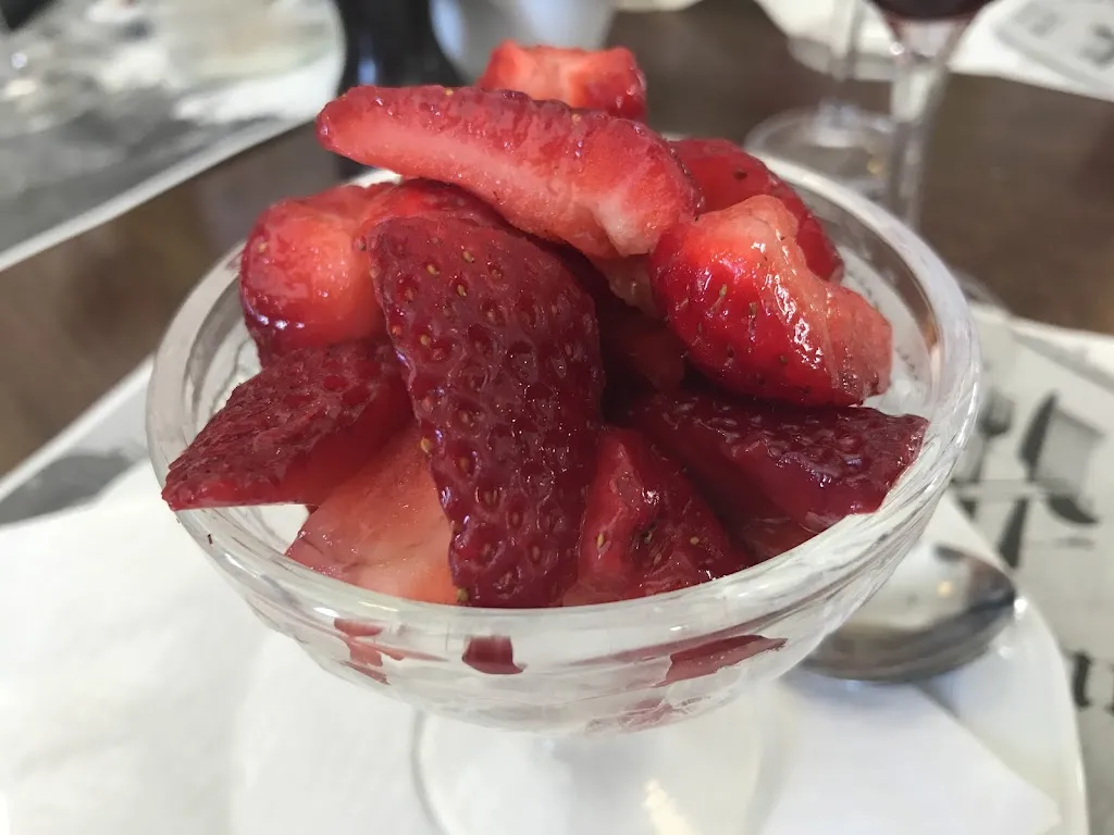 Veronika Jermolina_Bar-Restaurant Can Martri_Sant Cebrià de Vallalta_review