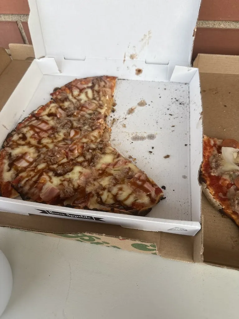 Ingrid c_LA PIZZERIA_Sant Cebrià de Vallalta_review