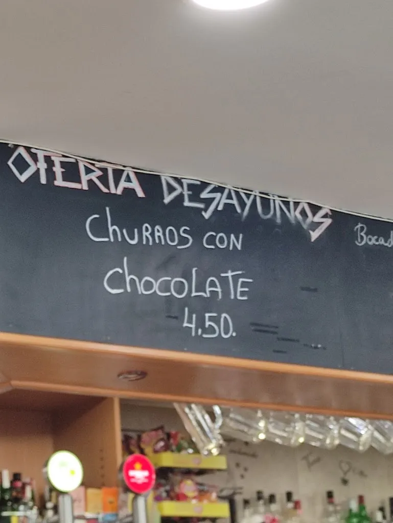 CasiKeNo restaurant in Sant Cebrià de Vallalta