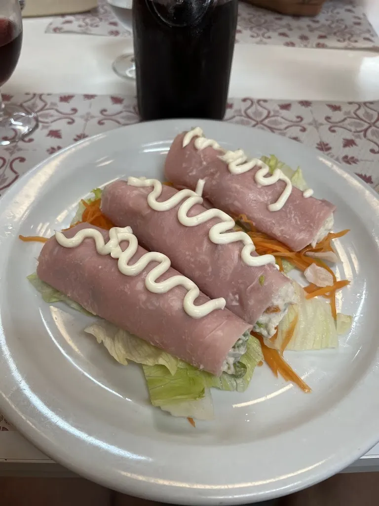 Dennis Colome Borras_Bar Restaurant Sybarits_Sant Cugat Sesgarrigues_review