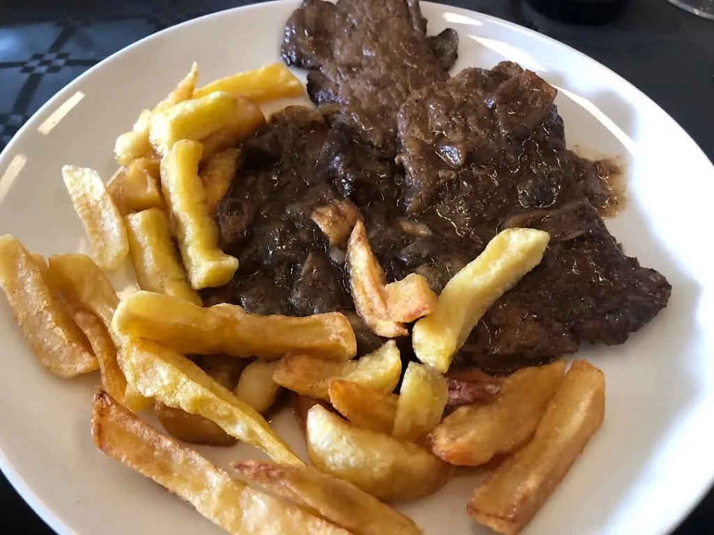 Bar Restaurant Sybarits_Sant Cugat Sesgarrigues_slider_image_3