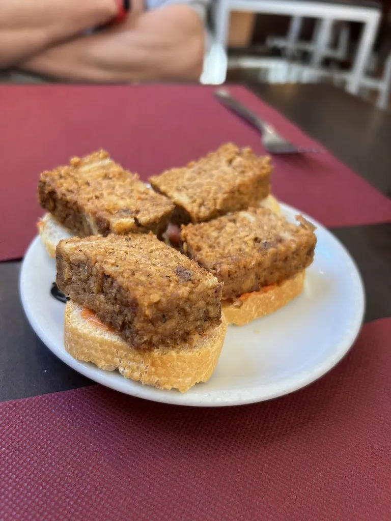 Moisés González Rodíguez_Cafeteria Braseria El Montseny_Sant Celoni_review